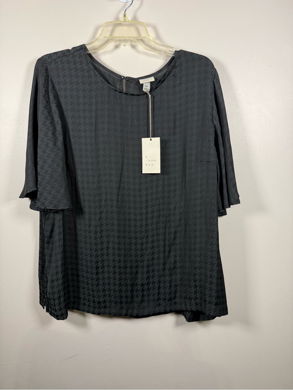 a new day Black Houndstooth Short Flutter Sleeve Blouse